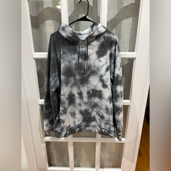 lululemon athletica Black and White Tie-Dye Hoodie - Picture 1 of 3